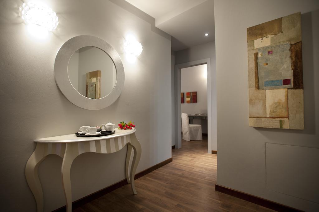 Vinoteca La Sacrestia Bed and Breakfast Alba  Kamer foto